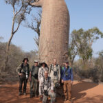 The group posing in front of a nice Fony Baobab (image by Eustace Barnes)