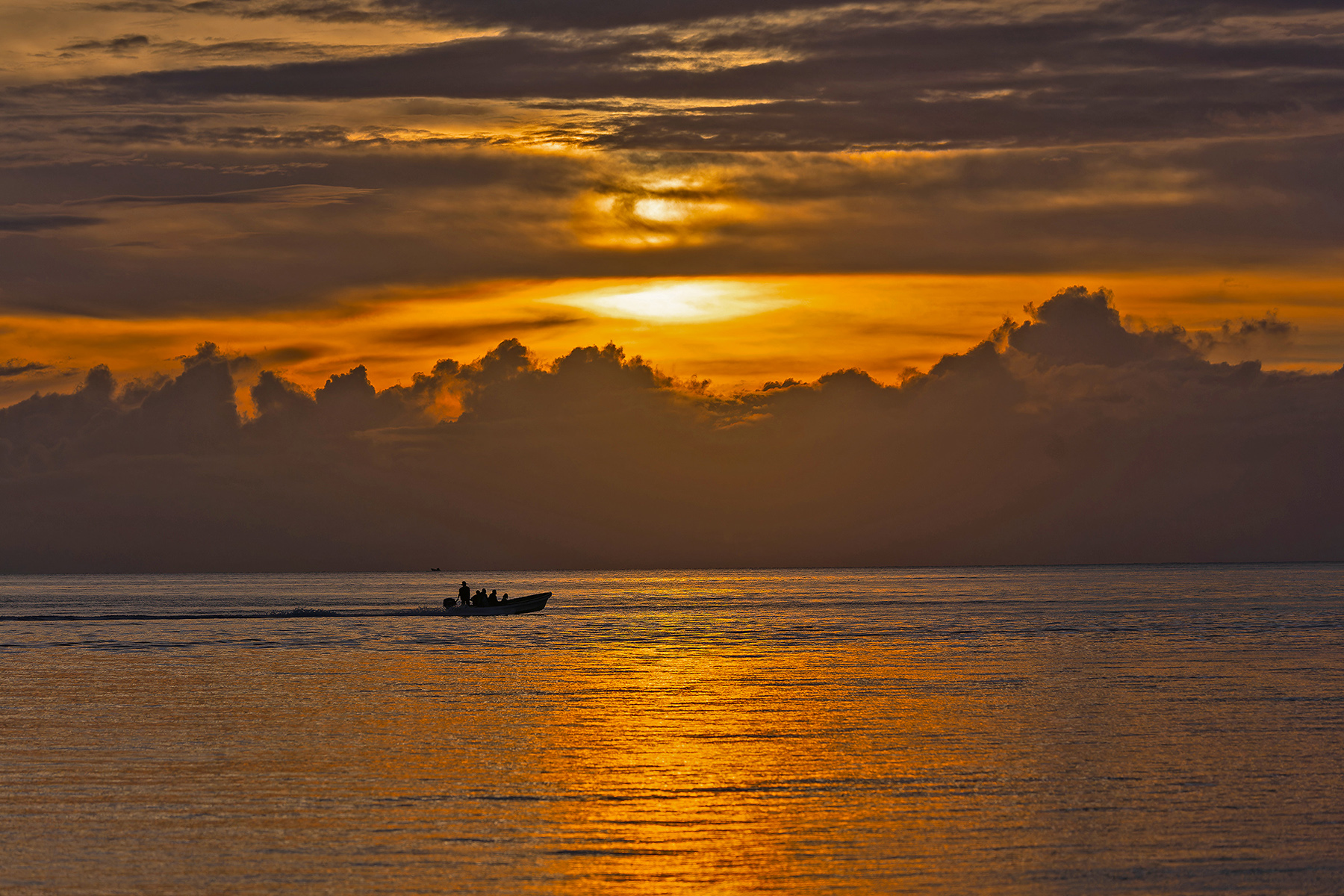 Sunset from Chuuk (image by Pete Morris)