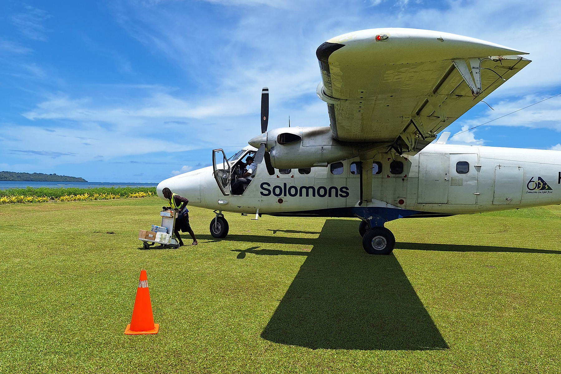 Touchdown at Fera Island, off the coast of Santa Isabel (image by Diedert Koppenol)