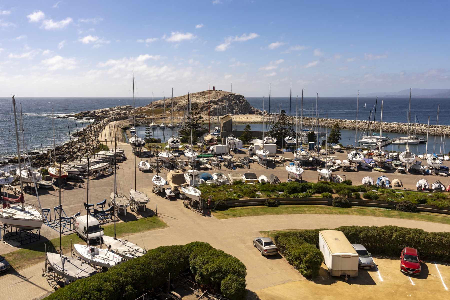Algarrobo harbour (image by Mark Beaman)