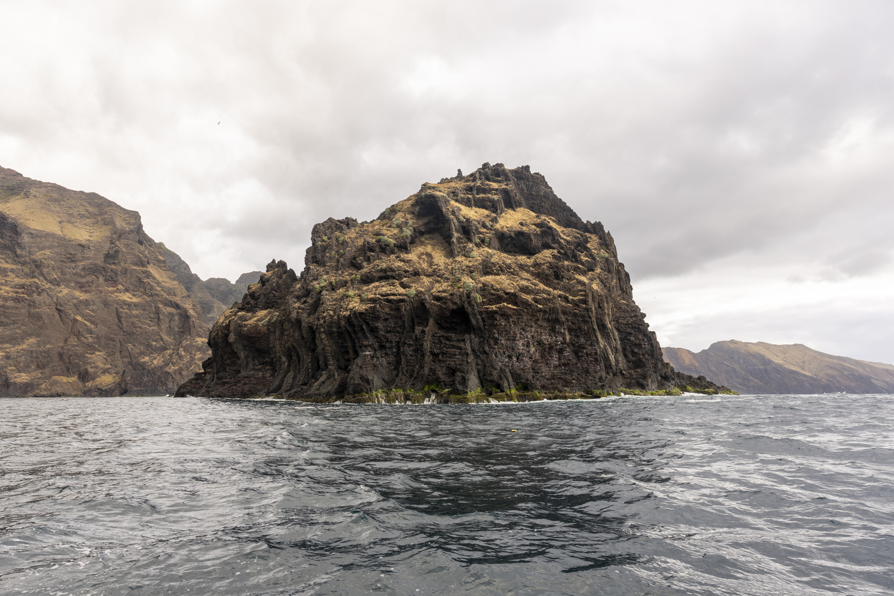 Islet off Robinson Crusoe (image by Mark Beaman)