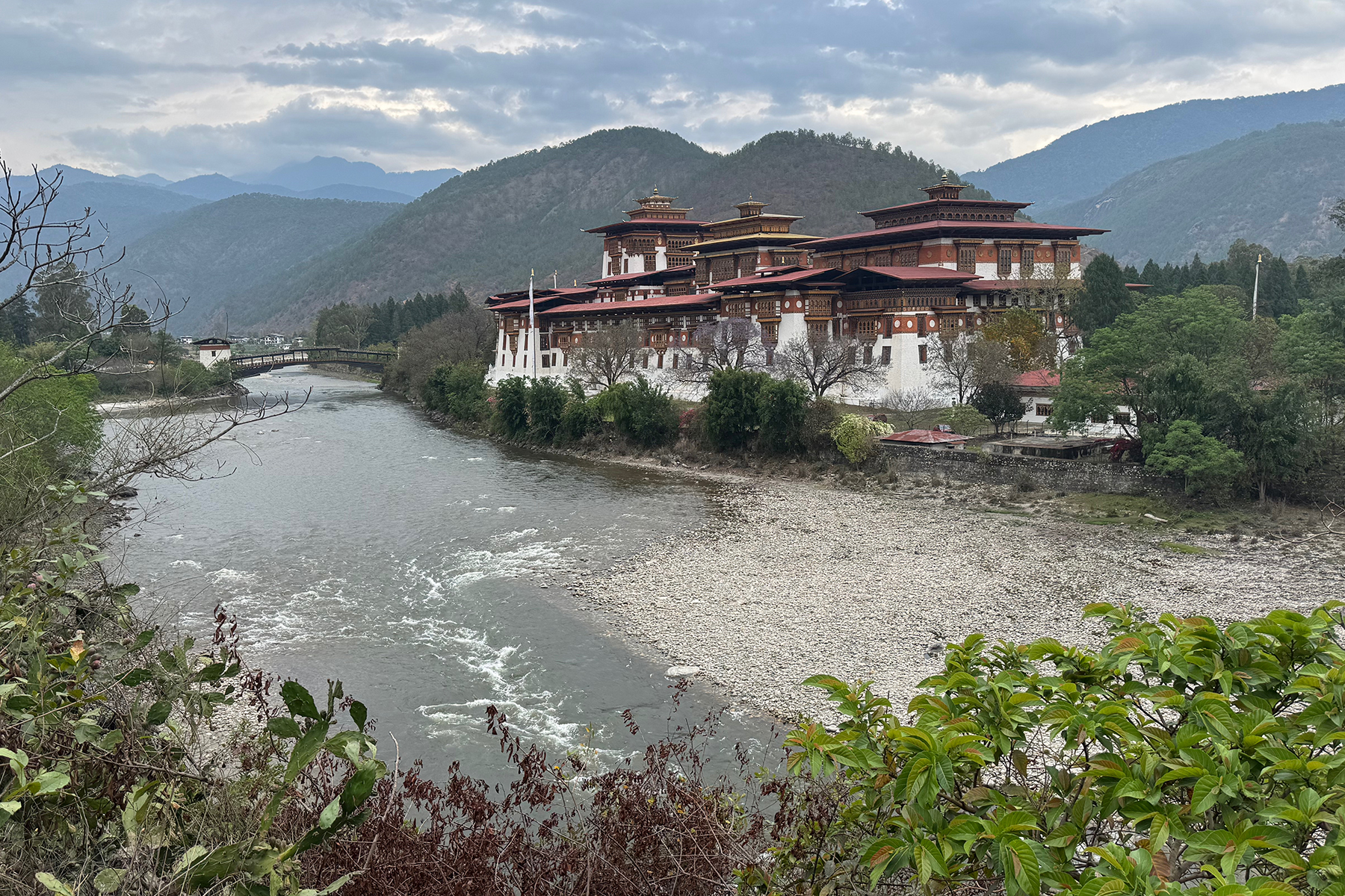 Punakha Dzhong (image by Nik Borrow)