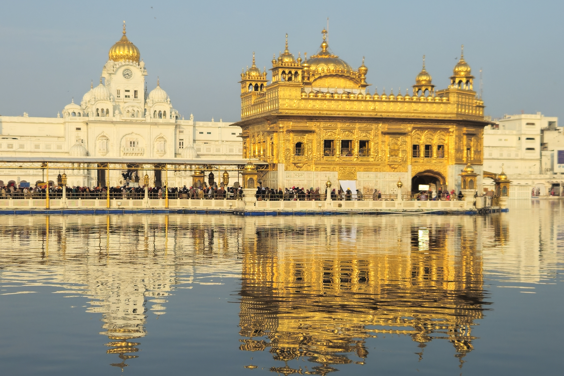 Golden Temple (image by Hannu Jännes)